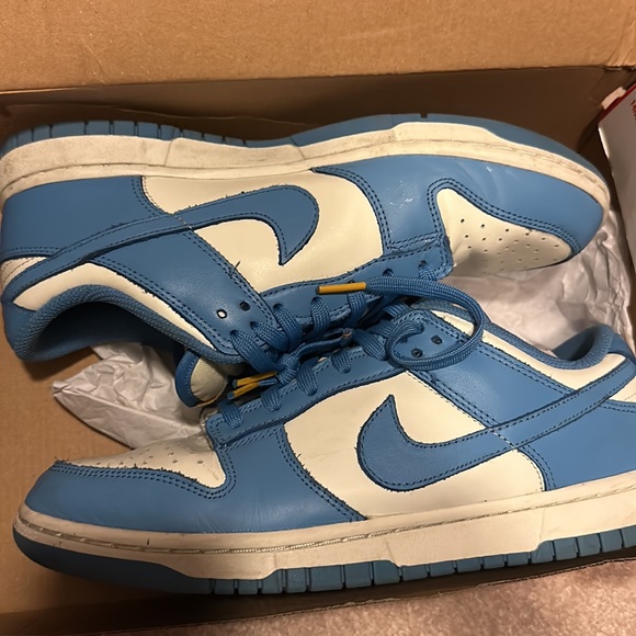 Nike women’s dunk UCLA GOLD COAST size 9.5 or 8 men - Picture 4 of 5